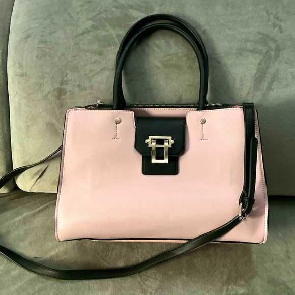 Nice ELEGANT SPACIOUS tote 🌷🌷 - Picture 1 of 13